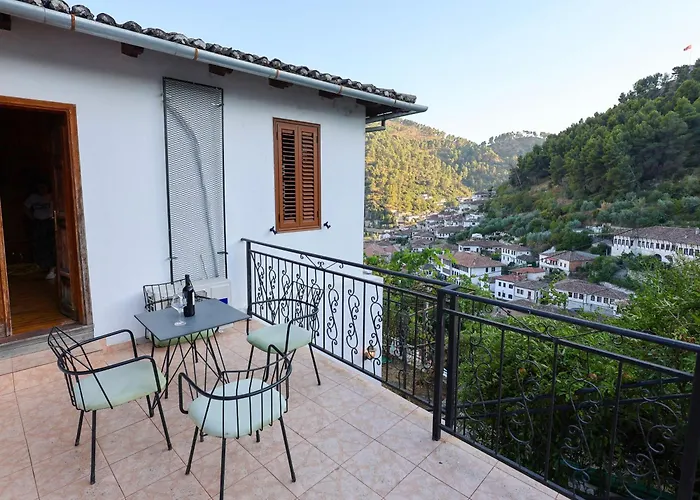 Dd 2 Bed & Breakfast